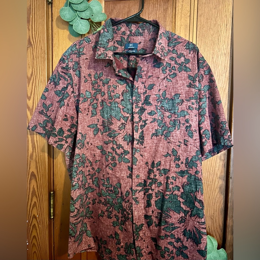 Men’s floral button up dress shirt